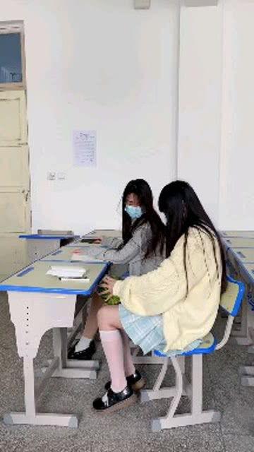 小姐姐西瓜影音在线播放,小姐姐带你畅享视听盛宴