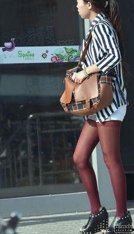 动感之星关关紫色丝袜,探寻时尚与活力的完美融合